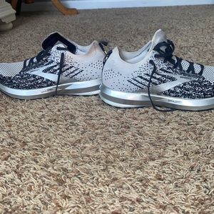 Brooks shoes